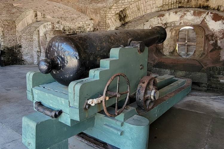 cannon at fort sumter